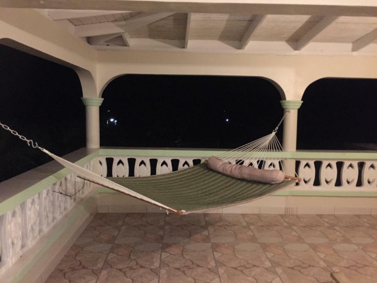 Soufriere Guesthouse エクステリア 写真