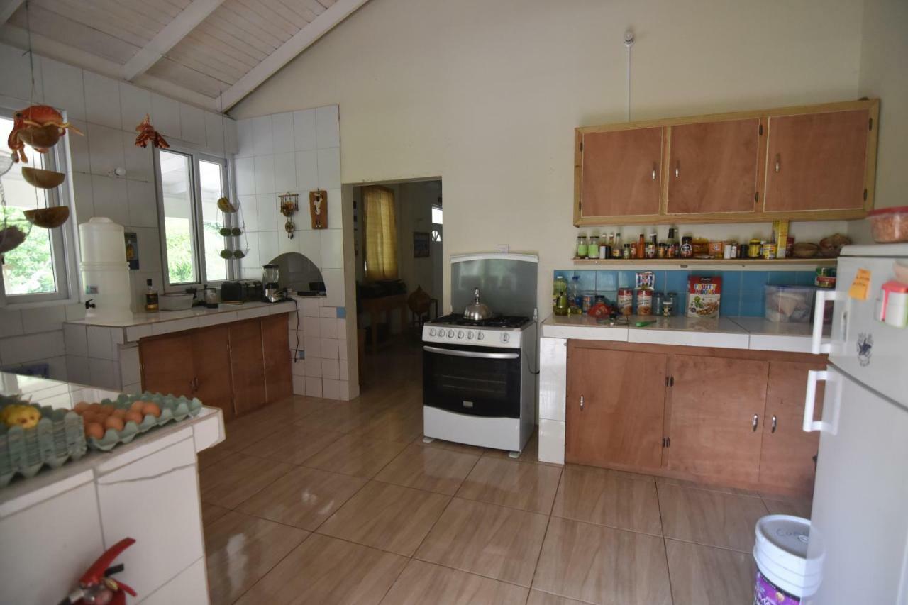 Soufriere Guesthouse エクステリア 写真
