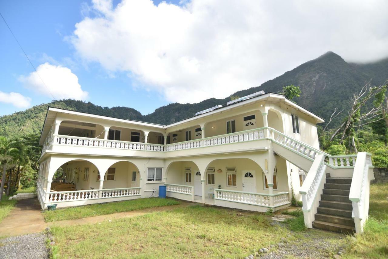 Soufriere Guesthouse エクステリア 写真