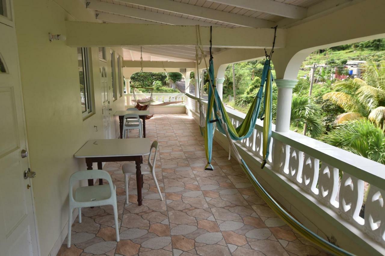 Soufriere Guesthouse エクステリア 写真